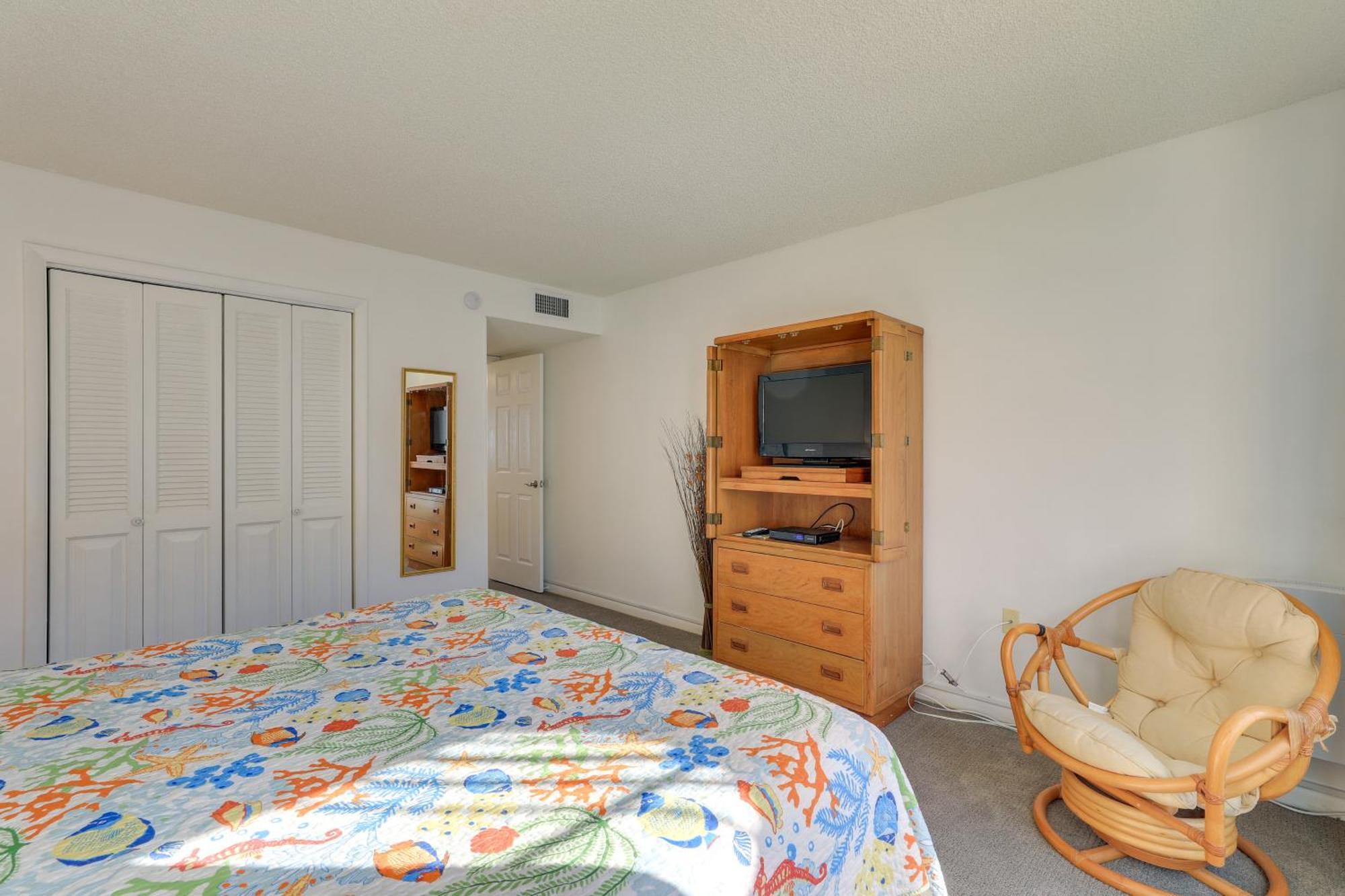 Central Cocoa Beach Condo With View, Steps To Beach! Exterior photo