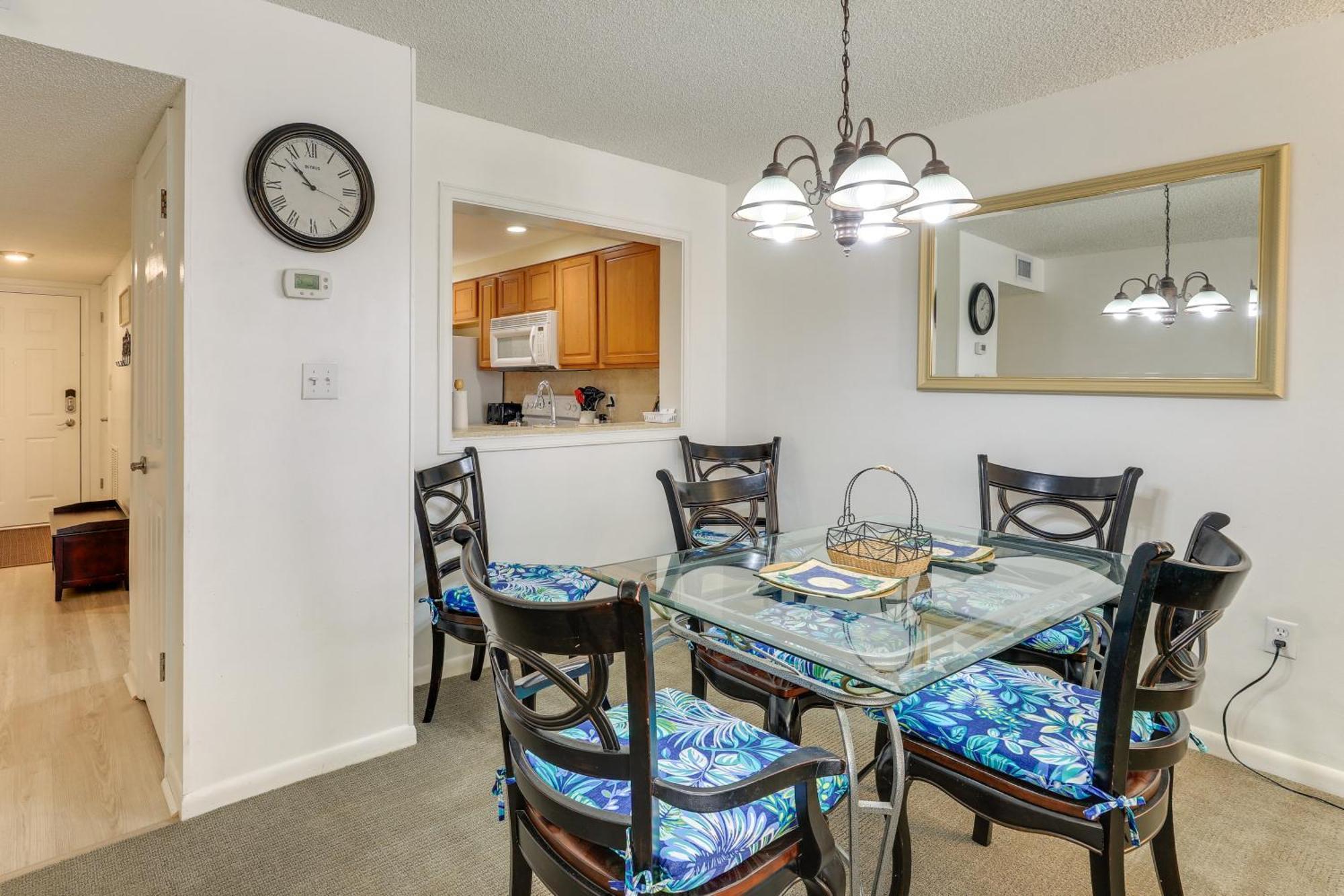 Central Cocoa Beach Condo With View, Steps To Beach! Exterior photo
